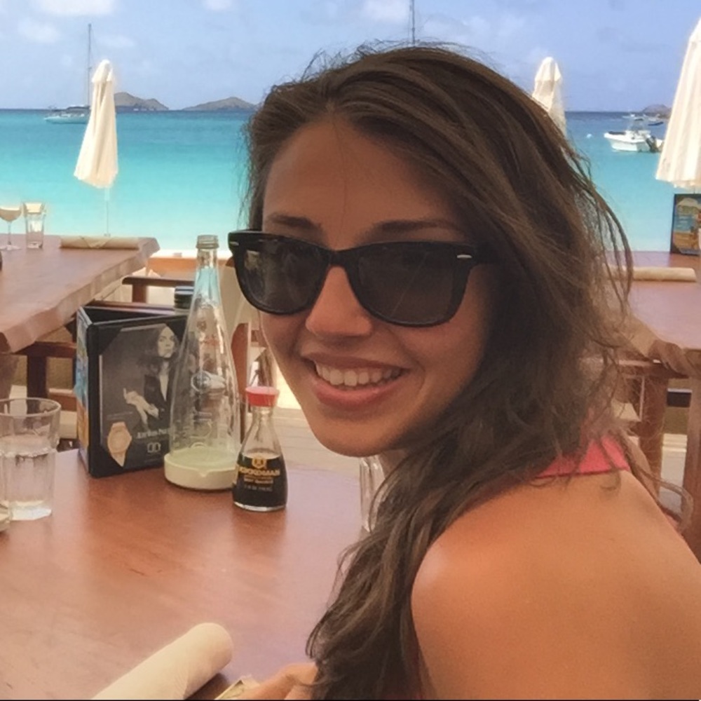 Meet your Posher, Raluca